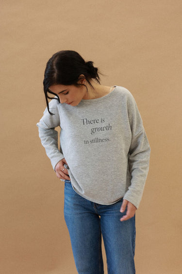 "Growth" Perfect Pullover Cursive Front
