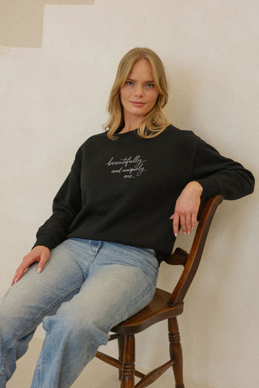 "Uniquely me" Slumber Sweater Cursive Front
