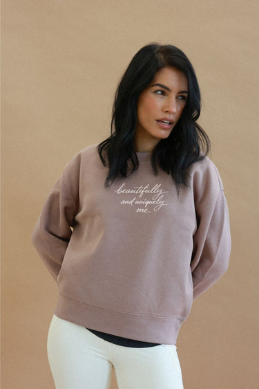 "Uniquely me" Slumber Sweater Cursive Front