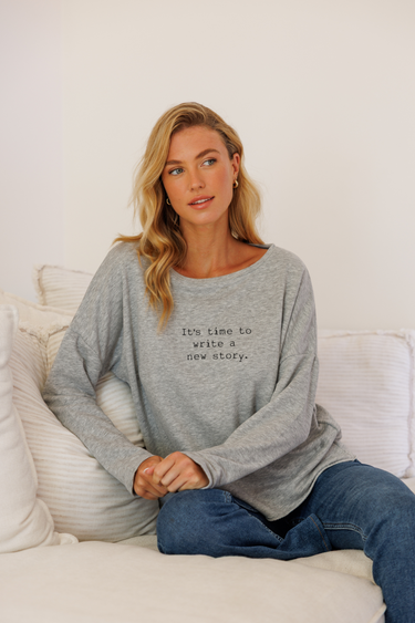 "New Story" Perfect Pullover