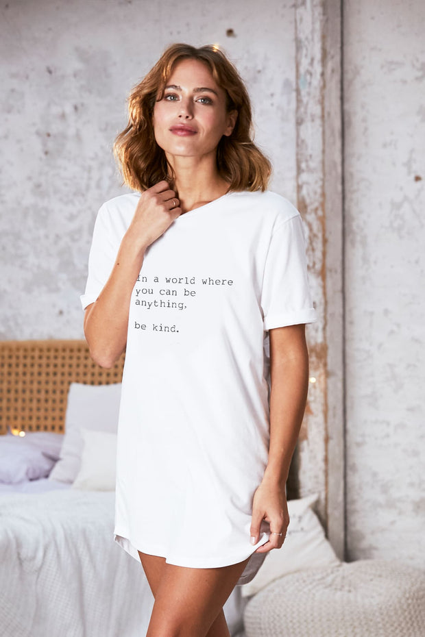 "Be Kind" Bed Tee